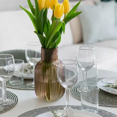 Apartment Stylish In Kolobrzeg With Air Conditioning And Parking By Renters