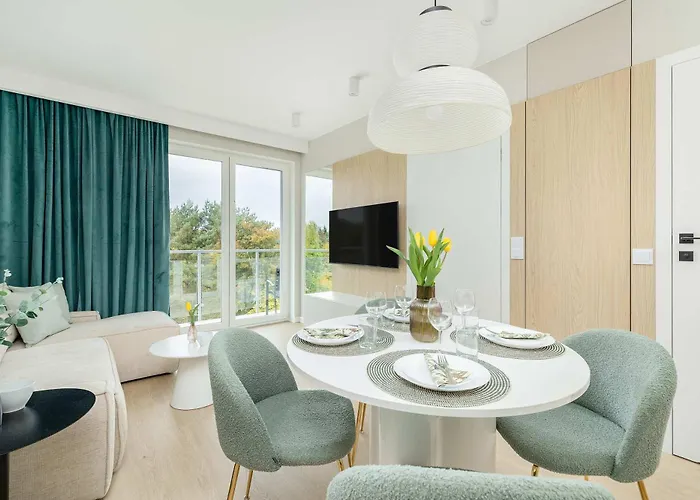 公寓 Stylish In Kolobrzeg With Air Conditioning And Parking By Renters