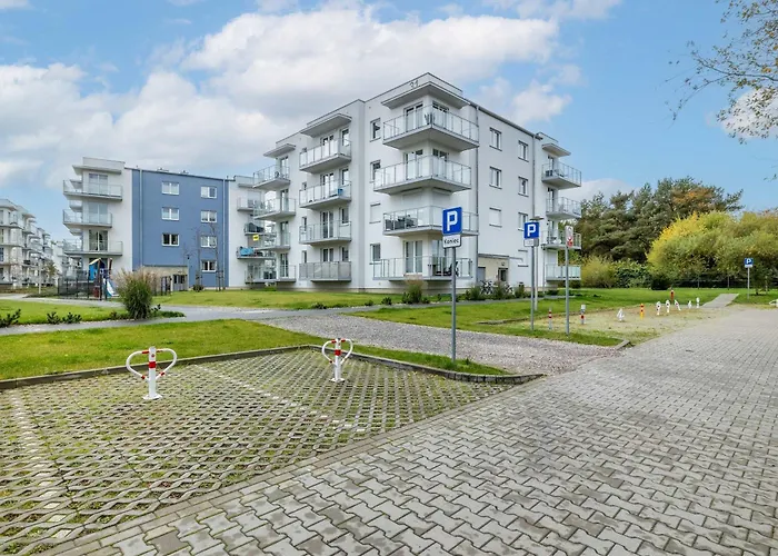 Stylish In Kolobrzeg With Air Conditioning And Parking By Renters 公寓 科沃布热格